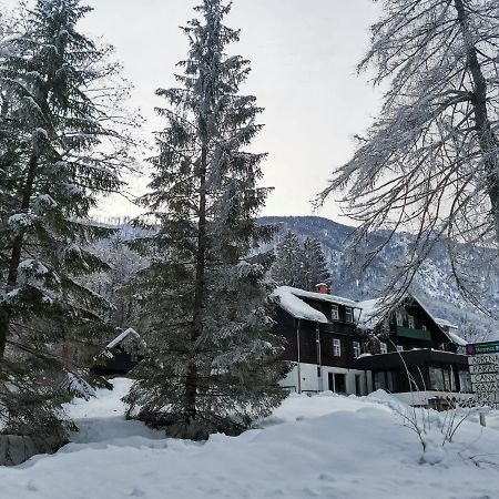 Hostel Pod Voglom Bohinj Exterior photo